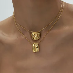 Anissa Kermiche Collier Rubis Boobies (Poli)