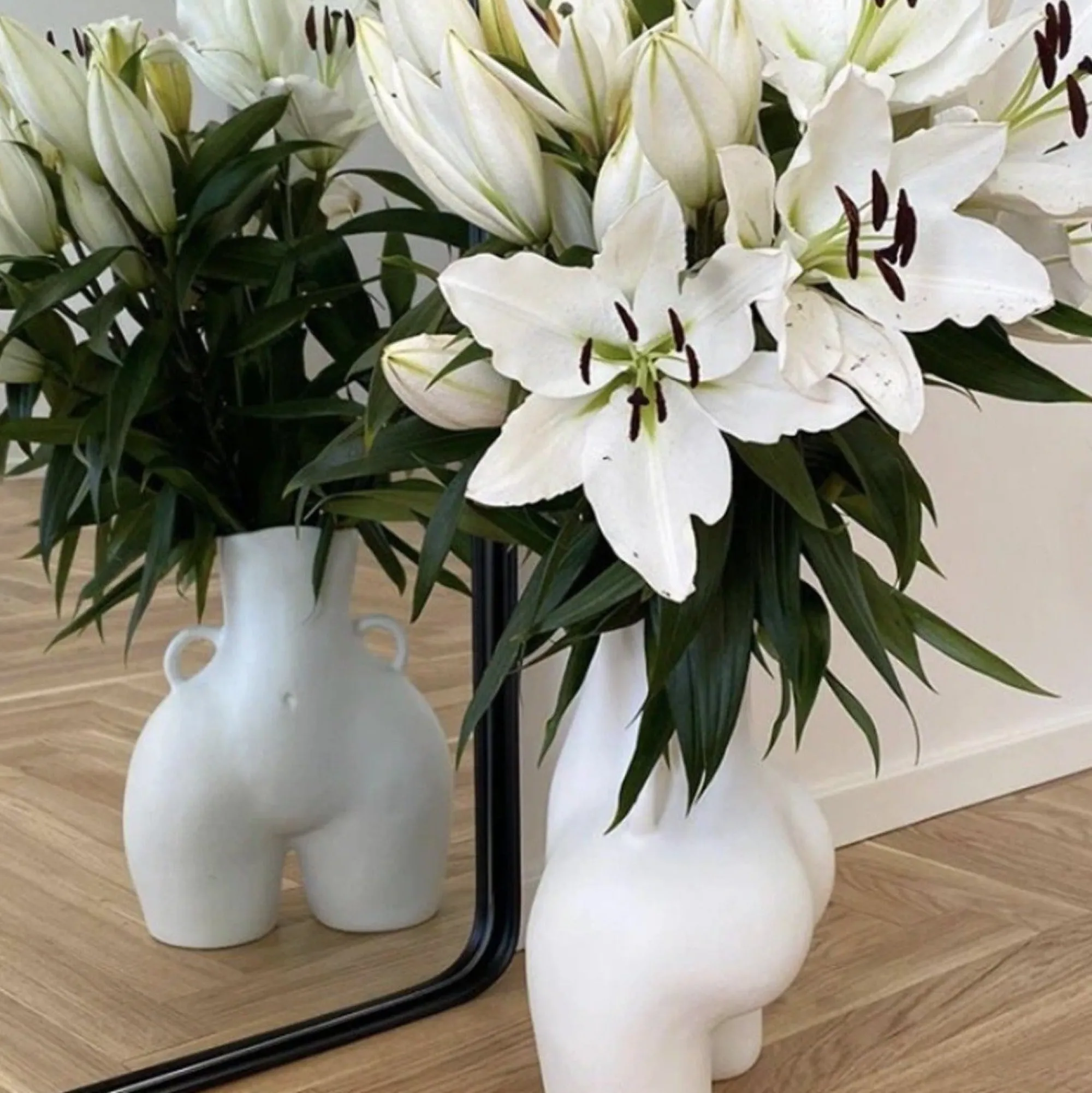 Anissa Kermiche Vase Avec Poignees D'Amour (Blanc)